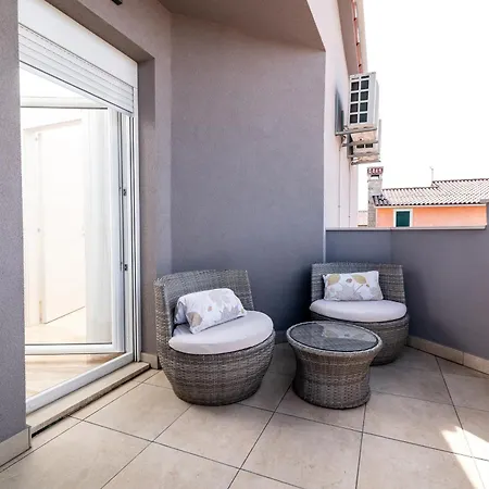 Family Friendly House With A Swimming Pool Gajana, Fazana - 22578 *