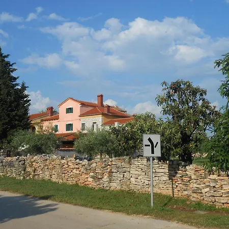 Family Friendly House With A Swimming Pool Gajana, Fazana - 22578 *