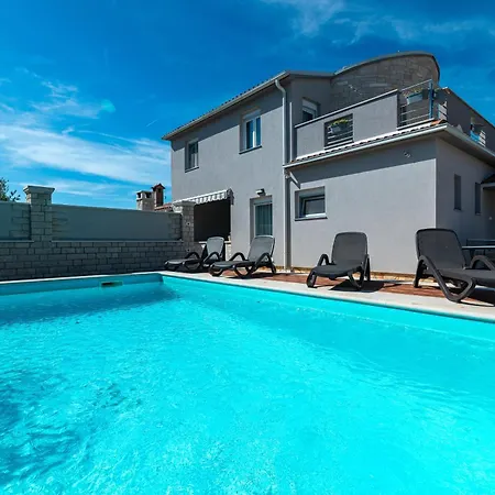 Family Friendly House With A Swimming Pool Gajana, Fazana - 22578