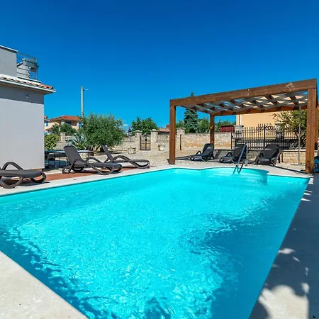 Family Friendly House With A Swimming Pool Gajana, Fazana - 22578 *